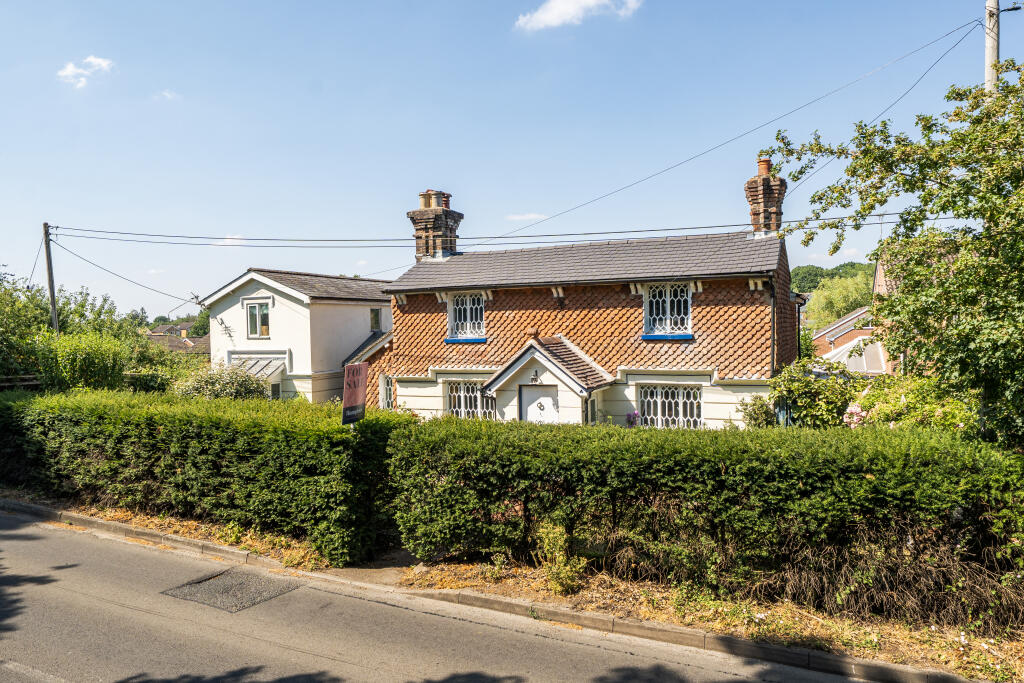 Main image of property: 94 Church Lane, Winchester, SO21
