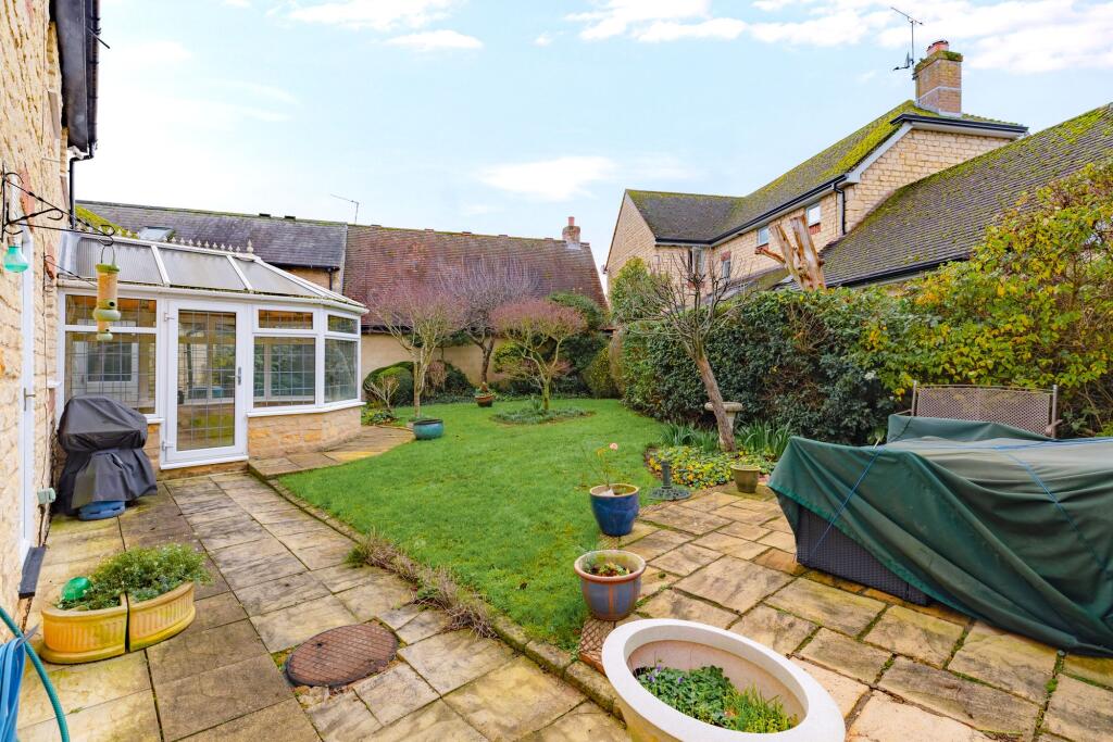 High Street, Sherington, MK16 photo 4