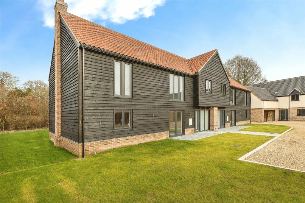 4-bed semi-detached on Talbot Manor Garden, Plot 7, Lynn Road, Fincham, Kings Lynn, PE33, £600,000