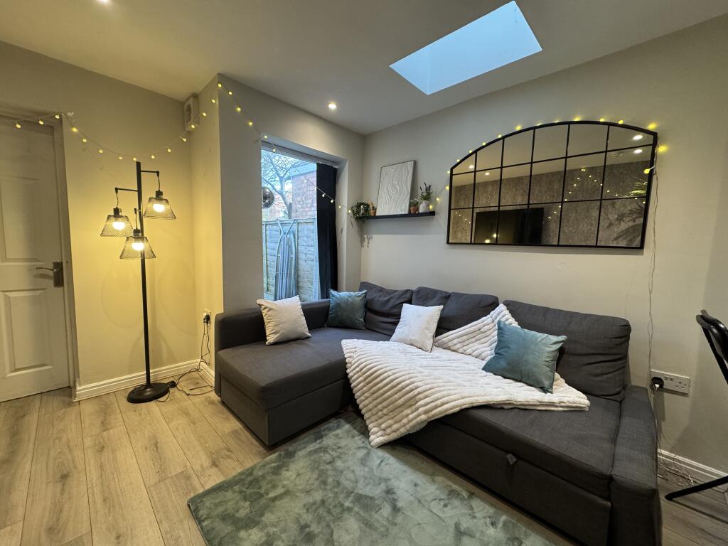 Tiverton Road, Selly Oak, West Midlands, B29 photo 4