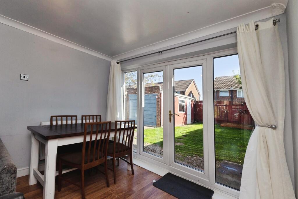 House in Stockton-on-Tees, Mile House - View 5