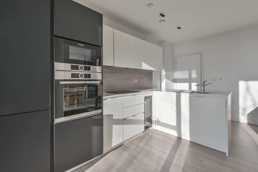 Main image of property: Woodberry Down, Stoke Newington, London, N4