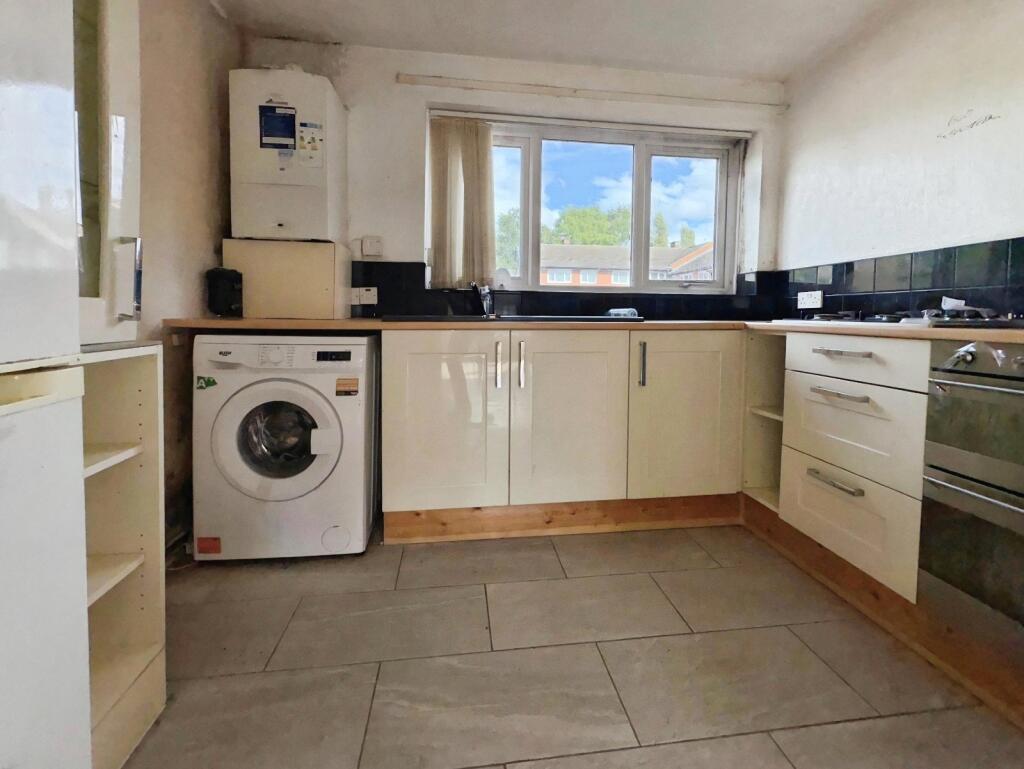 Arnhem Road, Liverpool, Merseyside, L36 photo 4