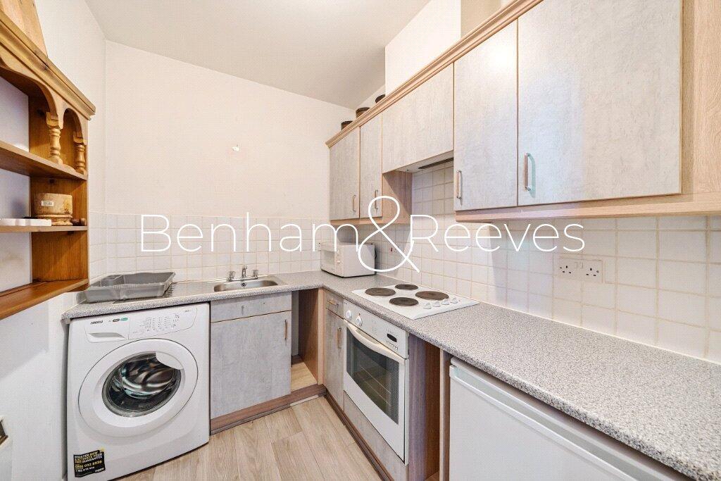 Apartment in London - View 4