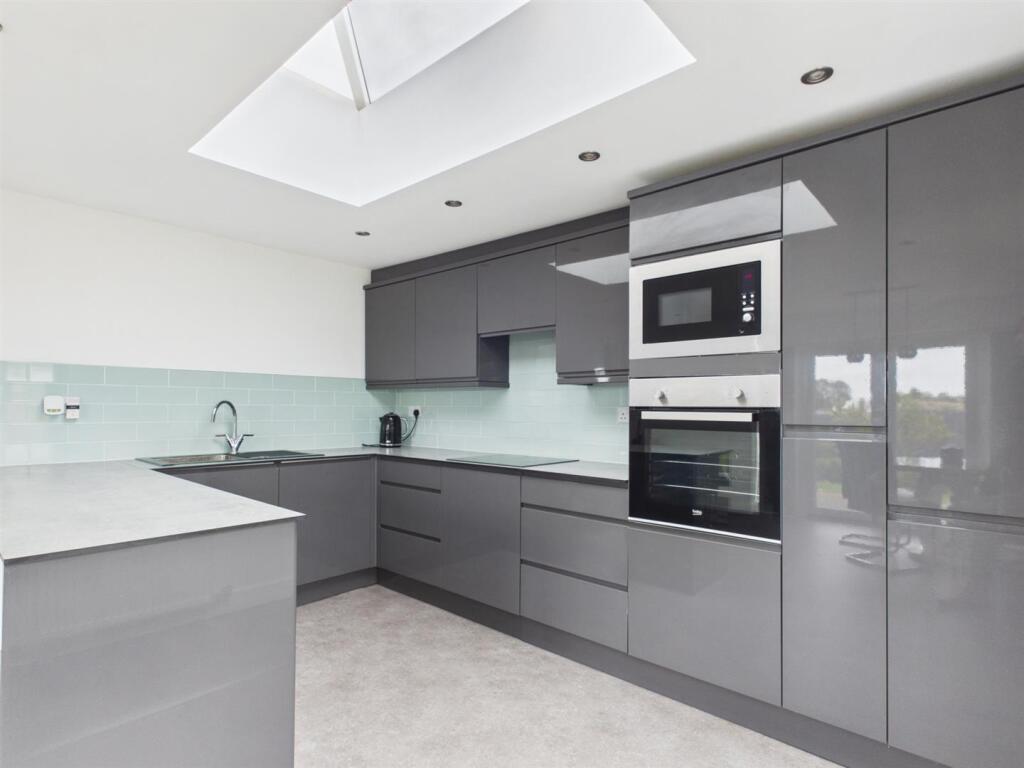House in East Lindsey, Bilsby - View 3