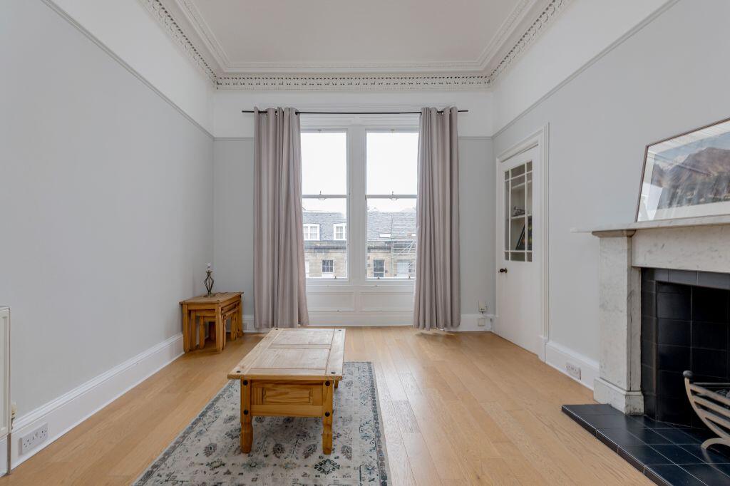 Apartment in Edinburgh, Airlie Place, New Town/Broughton - View 4