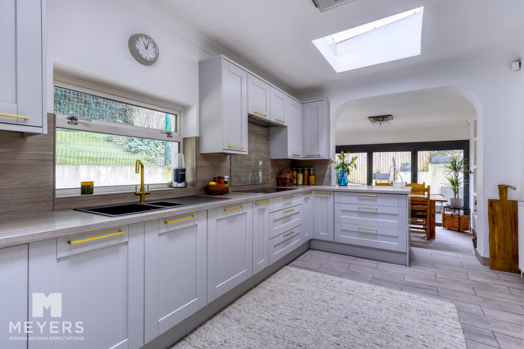 Apartment in Bournemouth - View 3