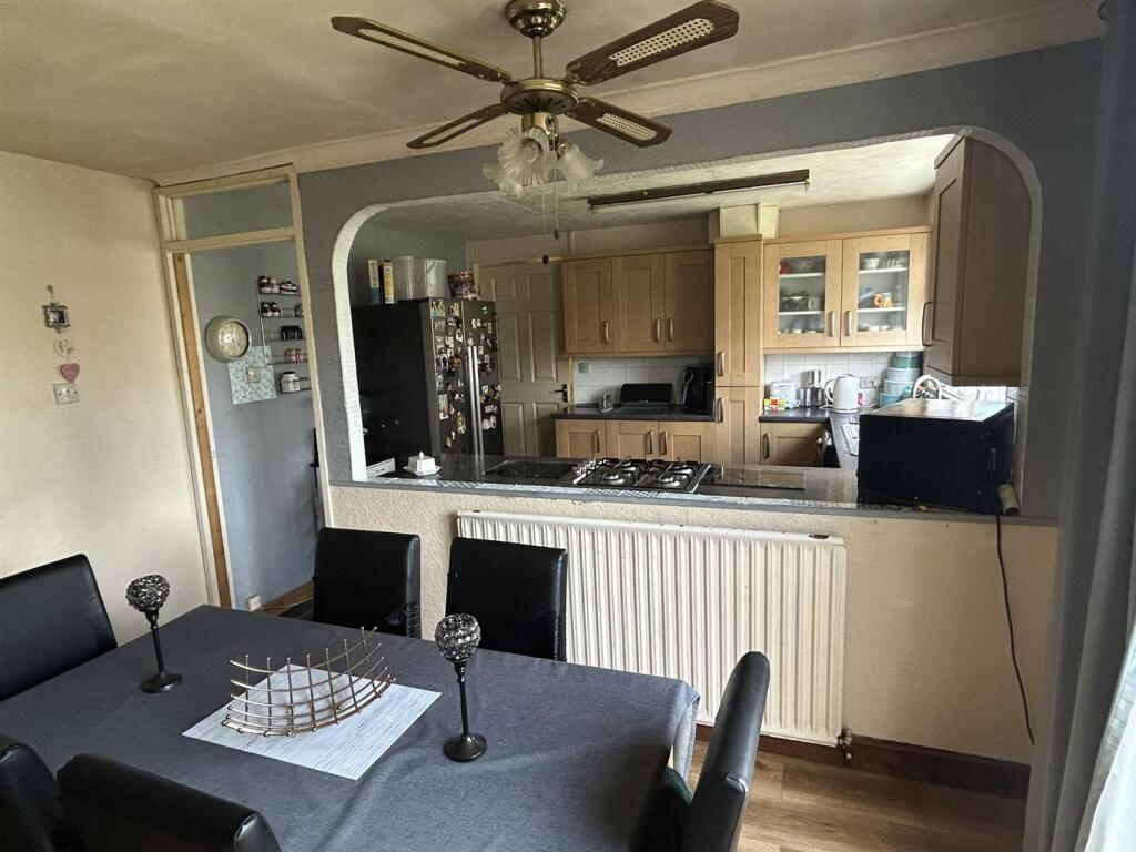 House in Solihull, Smith's Wood - View 4
