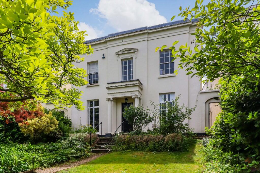 Main image of property: Verulam Road, St. Albans, Hertfordshire, AL3