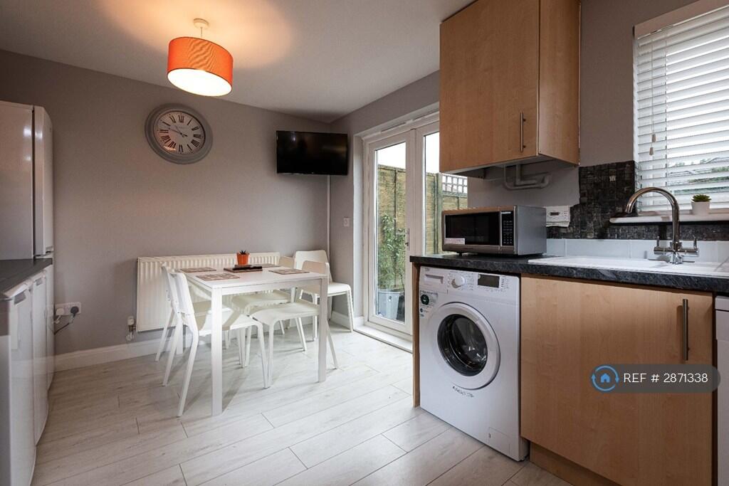 1 bedroom house share for rent