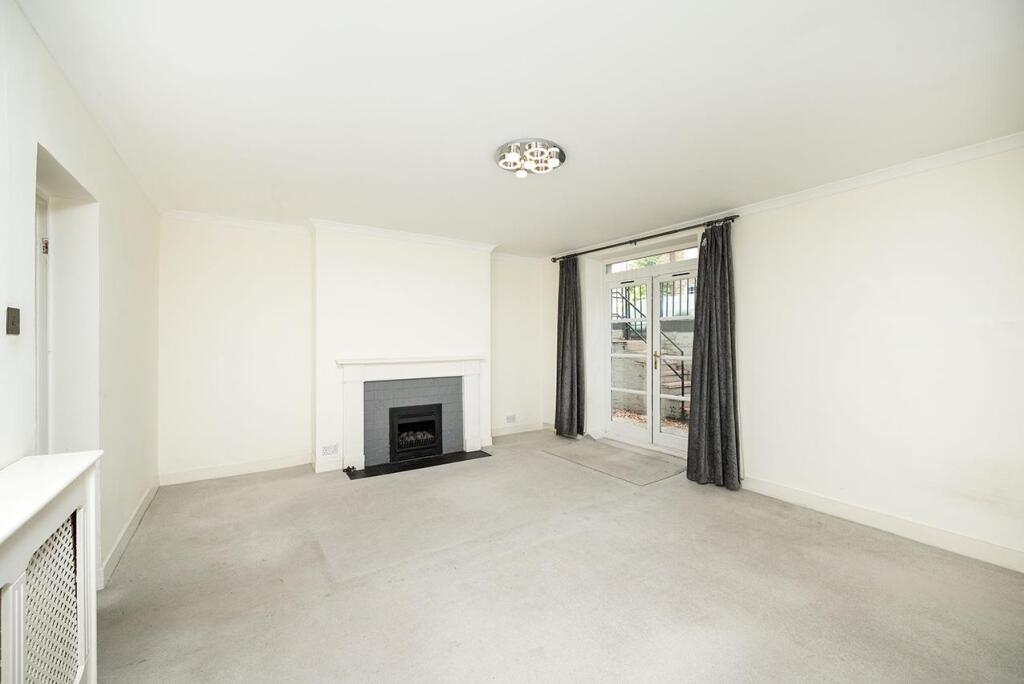 Apartment in London - View 3