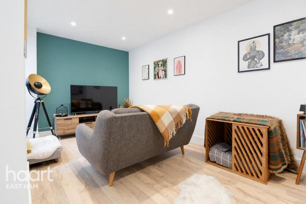 Apartment in London - More