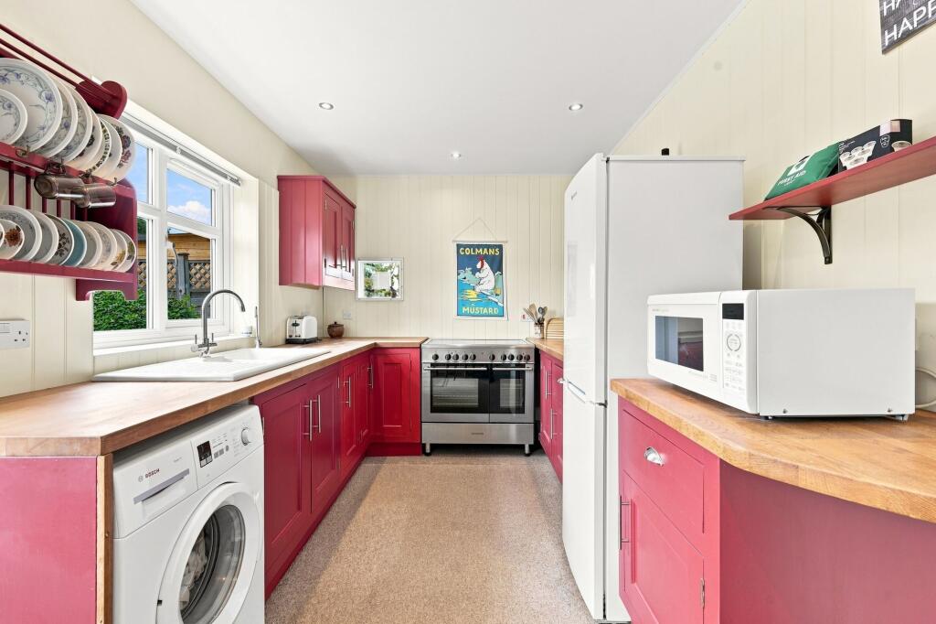 House in Ipswich - View 5
