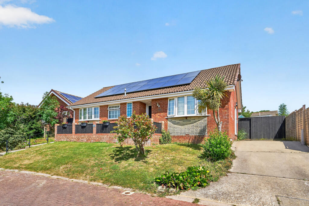 Main image of property: Denton Gardens, East Cowes, Isle of Wight