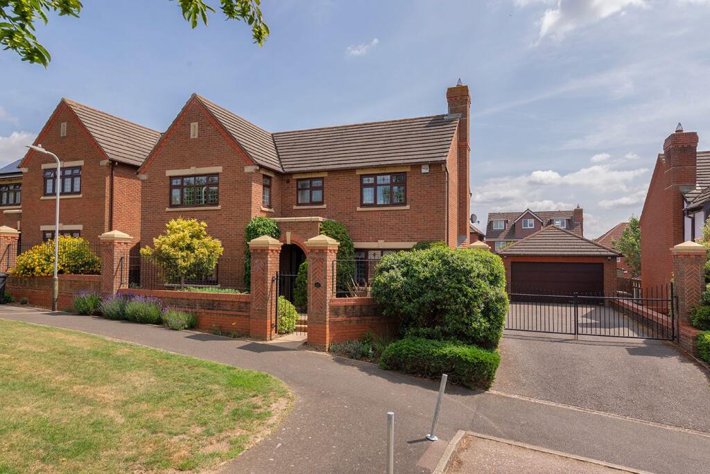 Main image of property: Garner Drive, East Malling, West Malling, ME19 6NF