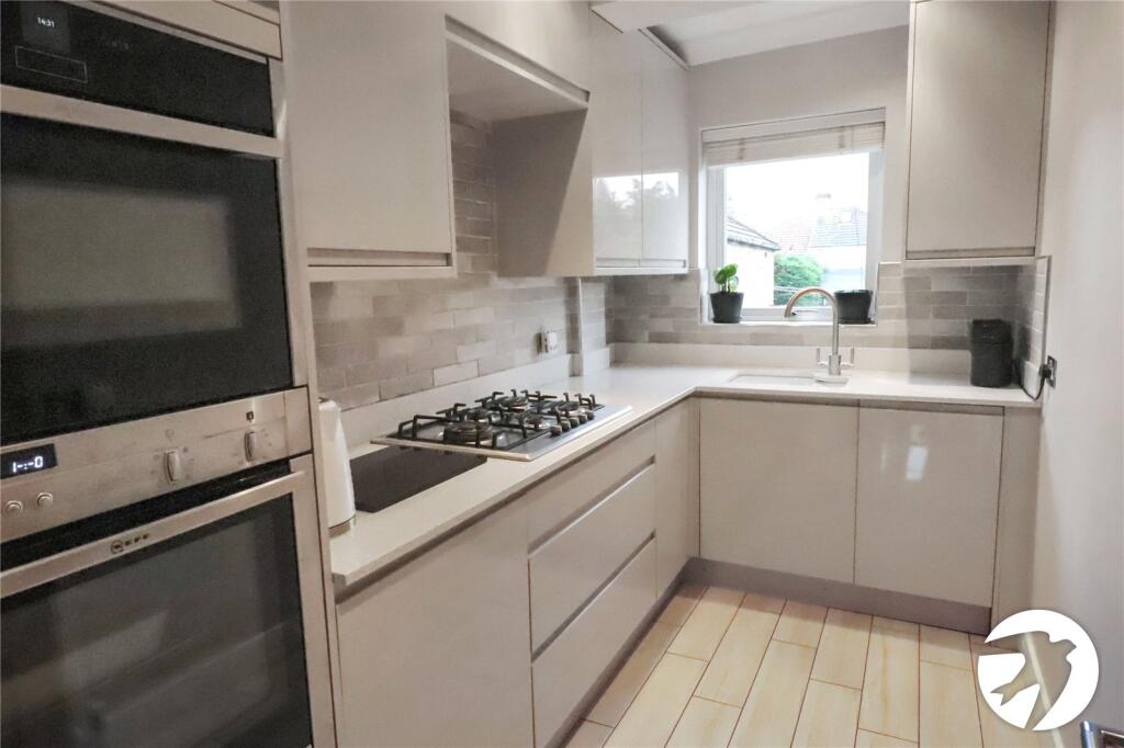 Cray Road, Belvedere, DA17 photo 3