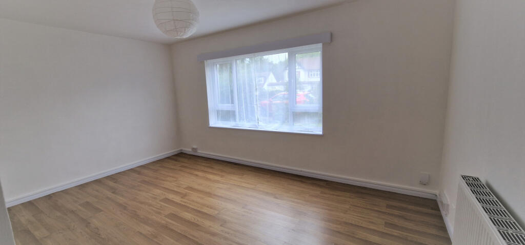 Main image of property: London Road, Enfield EN2