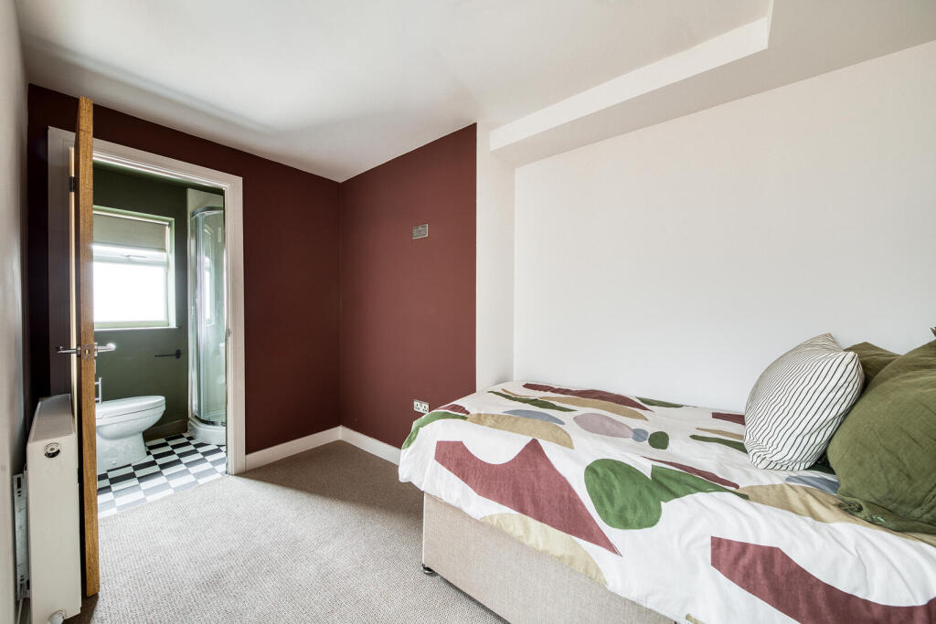 Main image of property: Room 2, Mitchell Street, NG10