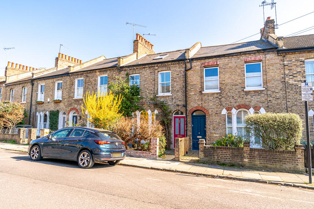 Main image of property: Mount Pleasant Crescent, Stroud Green N4