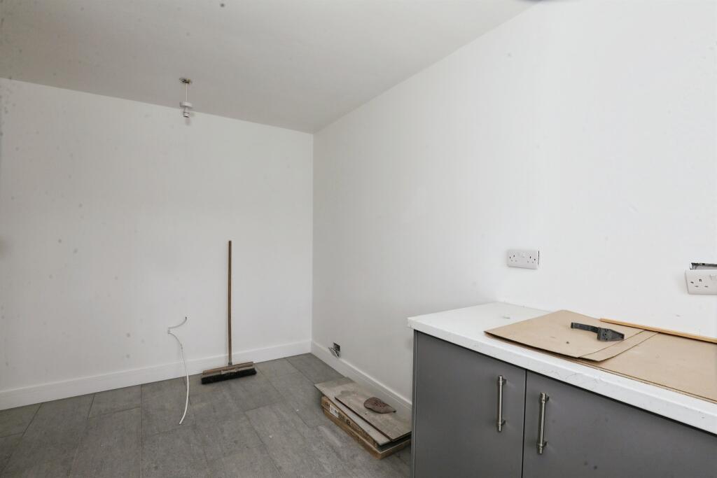 Apartment in Winsford, Nun House, Wharton - View 4