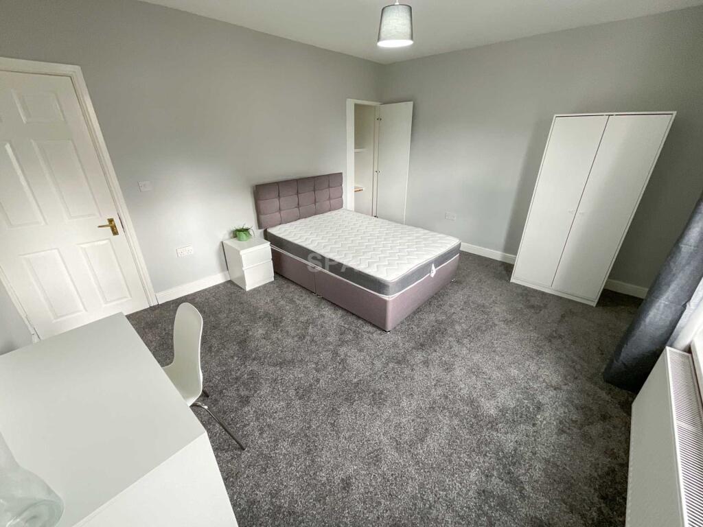 Main image of property: Milman Road, Reading, Berkshire, RG2 0AY