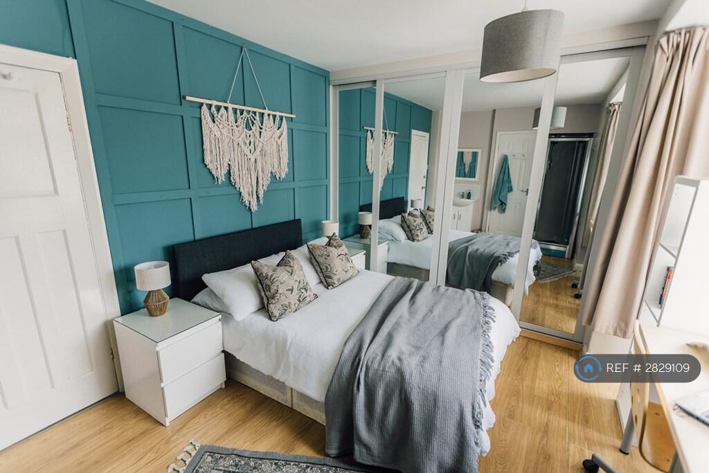 Main image of property: Inglemire Lane, Hull, HU6