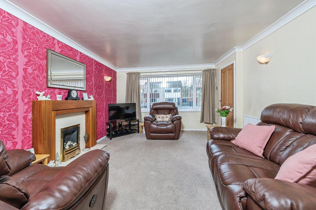 House in Holmfirth, Kirkroyds, Wooldale - View 5