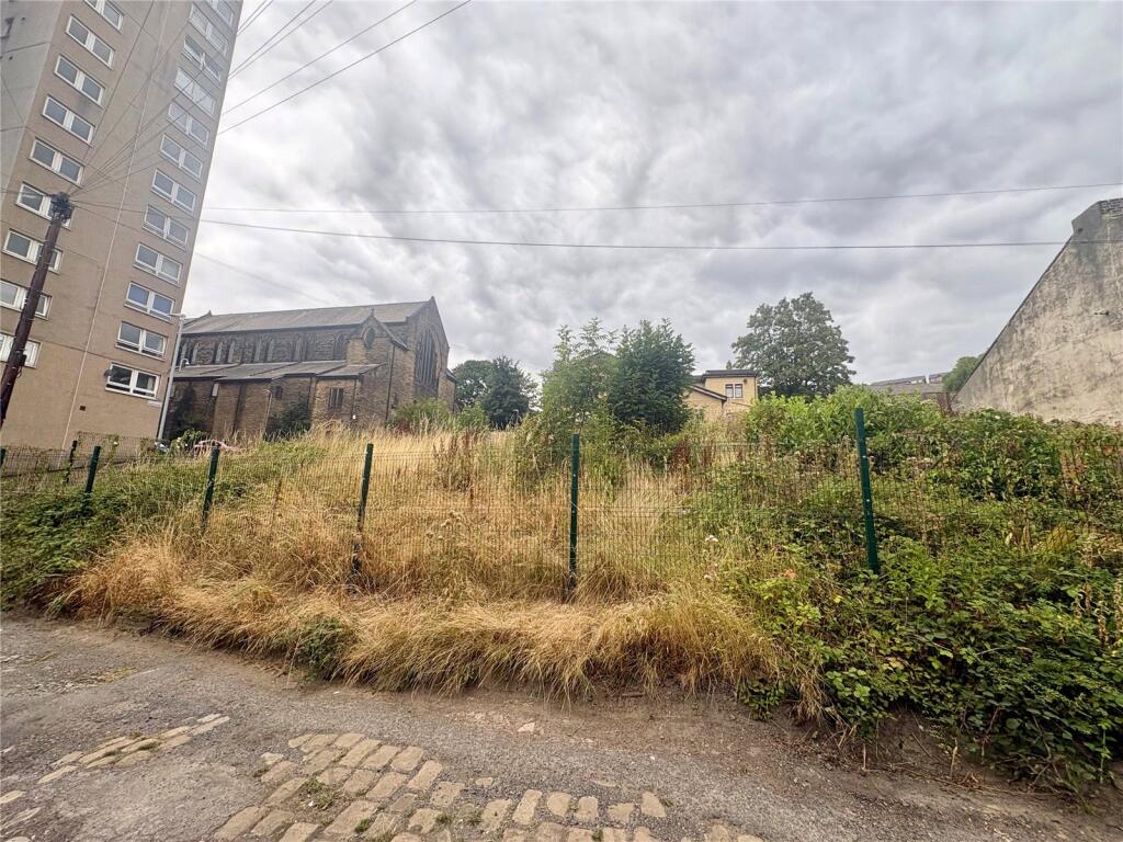 Range Lane, Halifax, West Yorkshire, HX3 - View 5