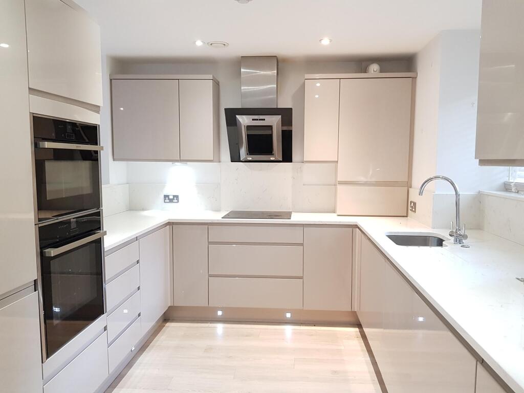Main image of property: Castle Boulevard, NG7 1FL