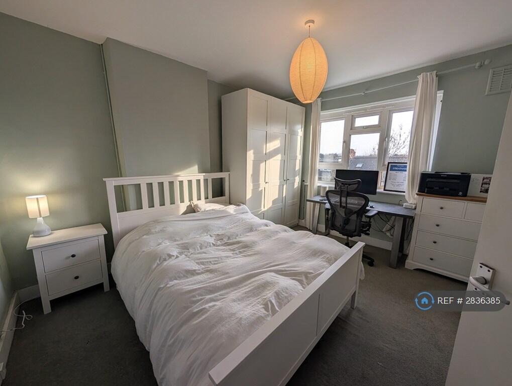 Main image of property: Edencourt Road, London, SW16