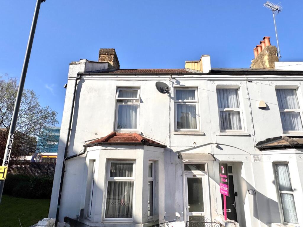 Main image of property: Reidhaven Road, Plumstead, London, SE18 1BN