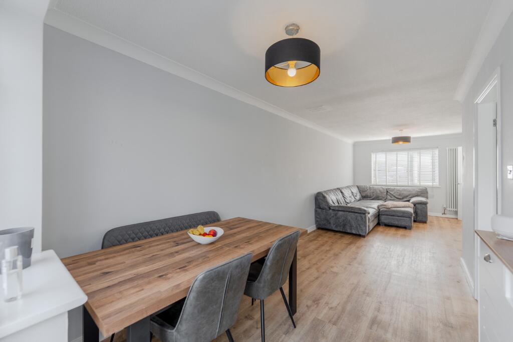 The Trundle, Somersham, Huntingdon, Cambridgeshire, PE28 3JS photo 3