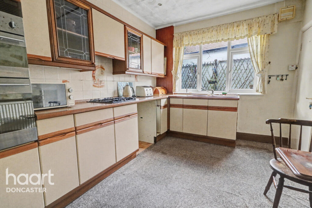 Boundary Avenue, Wheatley Hills, Doncaster photo 3
