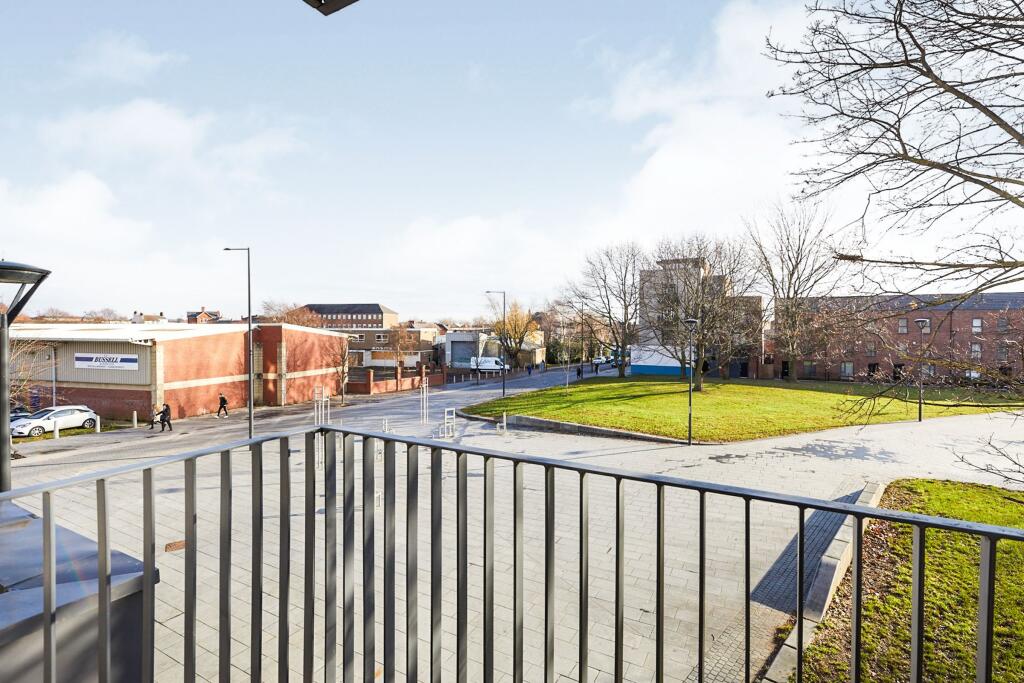 Apartment in Derby - More