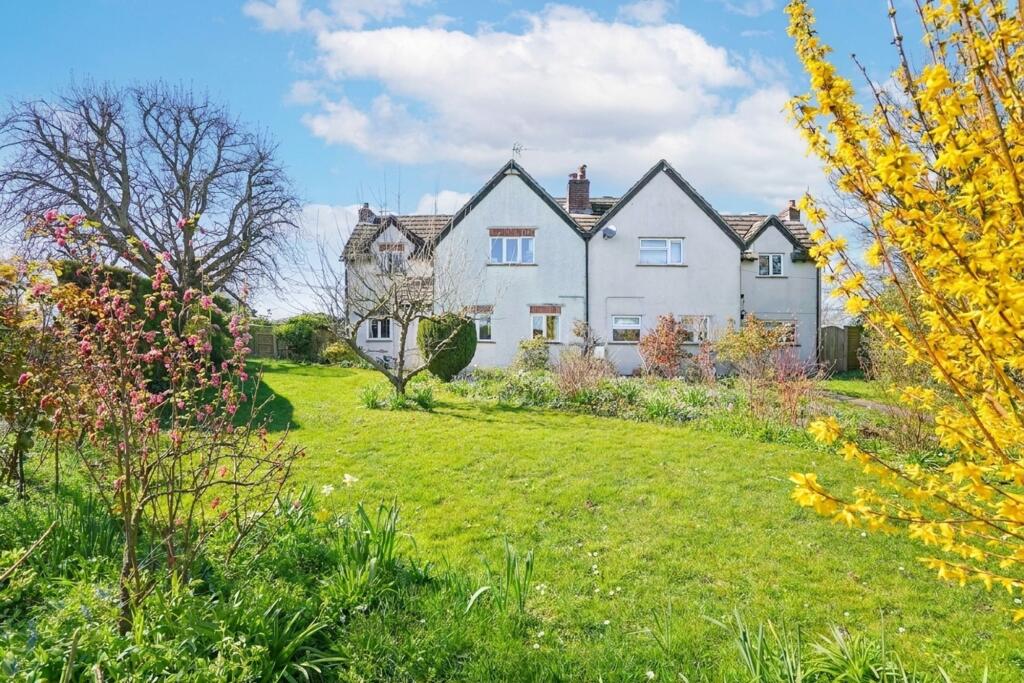 Main image of property: Reading Road, West Hendred, OX12