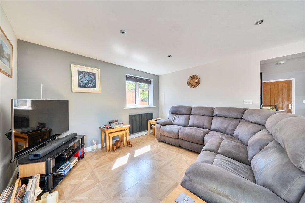 House in Waverley, Weybourne, Farnham - View 3
