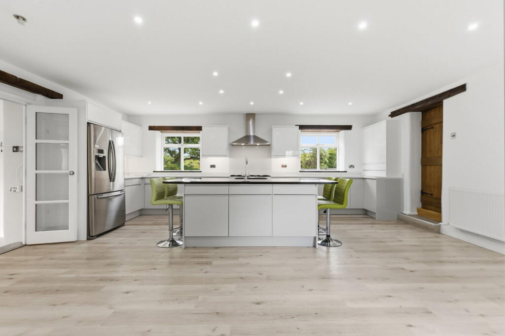 House in Stockport - View 2