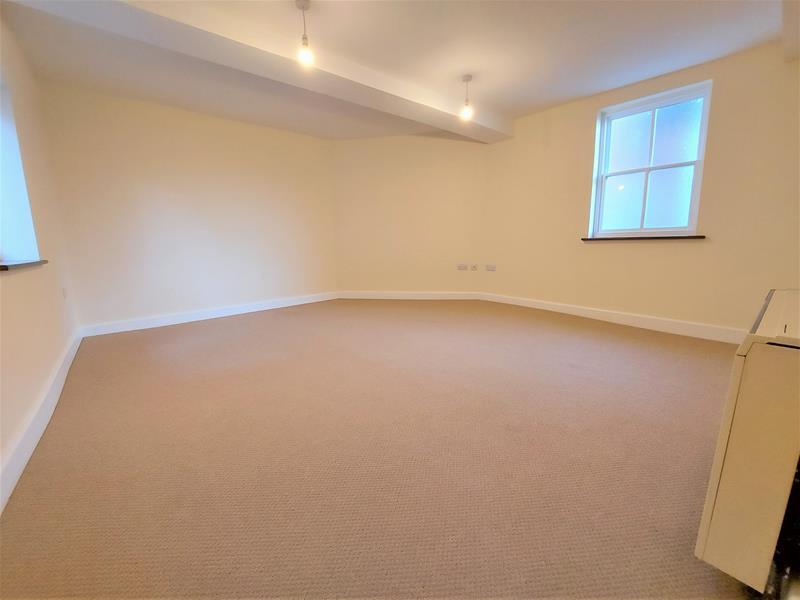 Main image of property: 6 Pepperpot Mews, Worcester, Worcestershire, WR8 0NZ