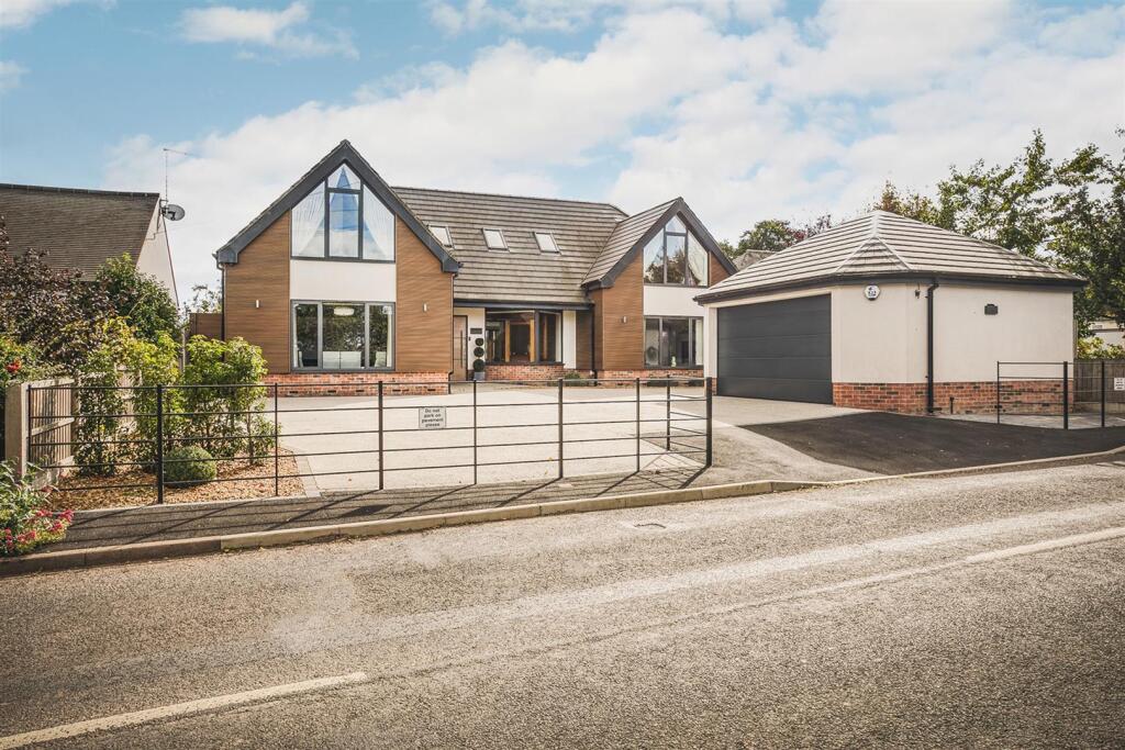 Main image of property: The Heathers, Repton Road, Newton Solney, DE15