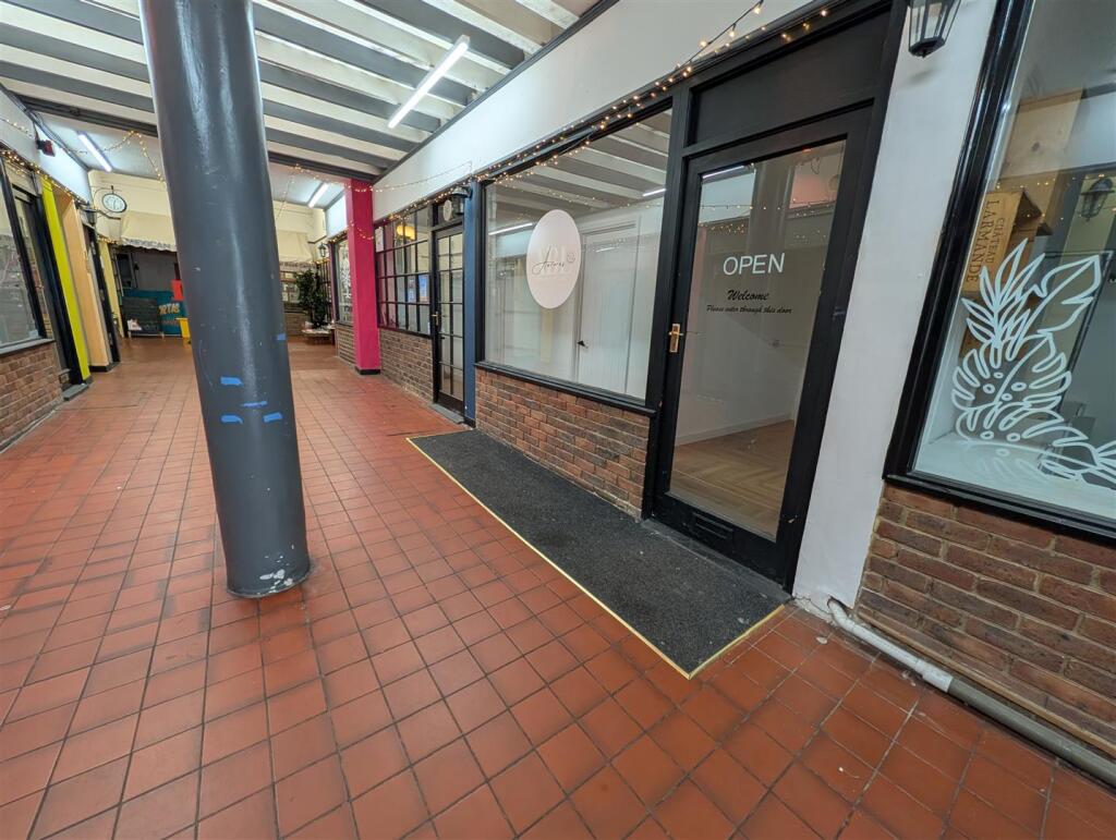 Main image of property: The Mall 32 Western Road, Bexhill