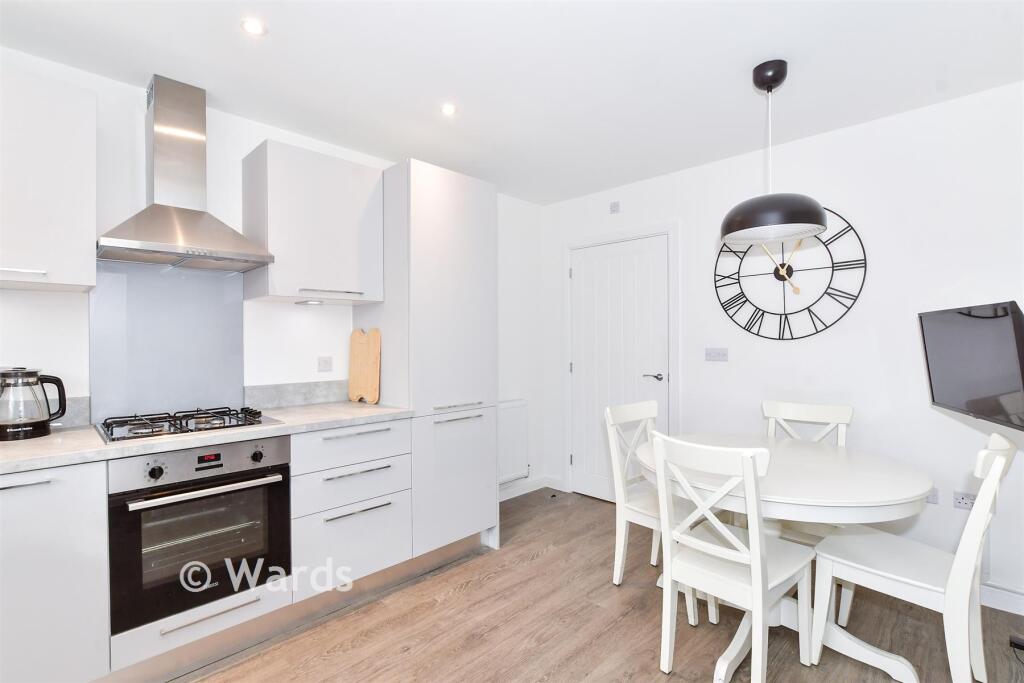 2-bed house on Herfeld Road, Maidstone, Kent, £295,000