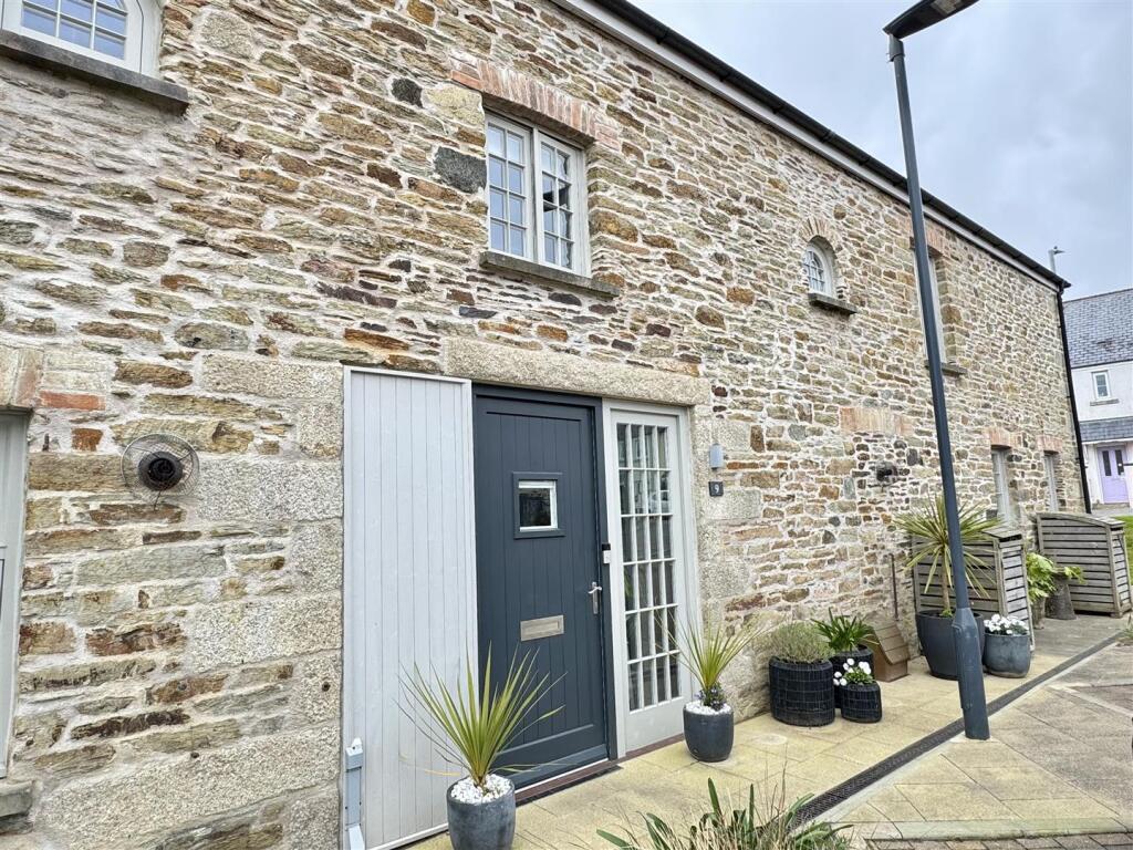 Main image of property: The Courtyard, Duporth, St. Austell