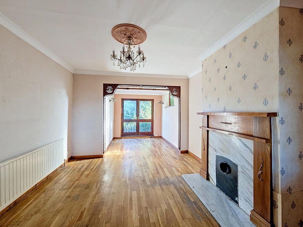 House in Sheffield, Waverley Cottages - View 4