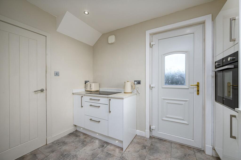House in Dundee - View 5