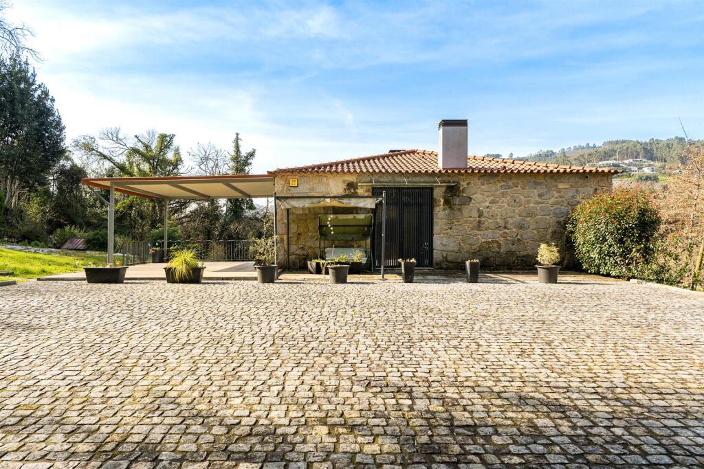 Main image of property: Minho, Vila Verde