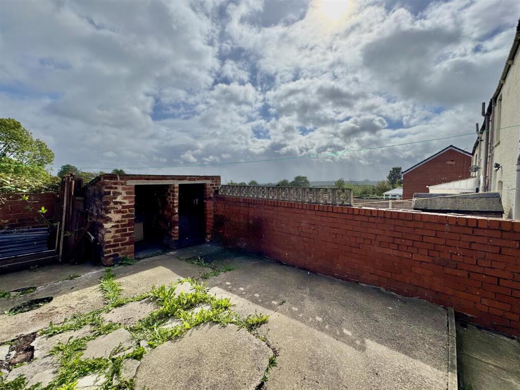 House in Barnsley, South Yorkshire - View 5