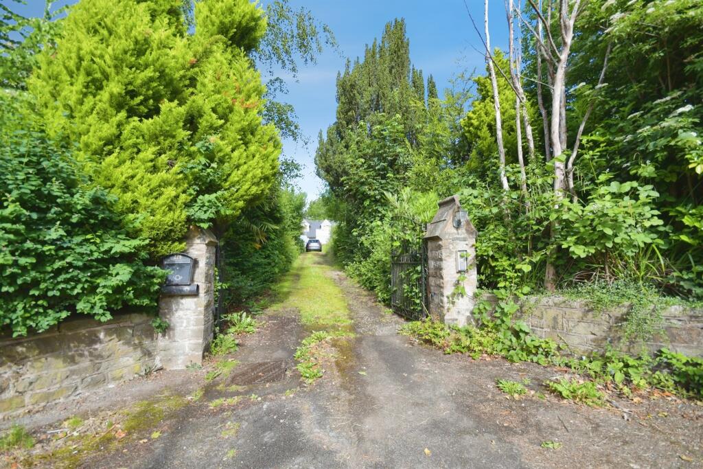 Abbeydale Road South, Dore, Sheffield photo 3