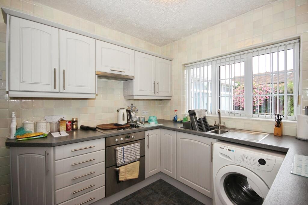 House in Coventry, Stonehouse Estate, Tollbar End - View 6