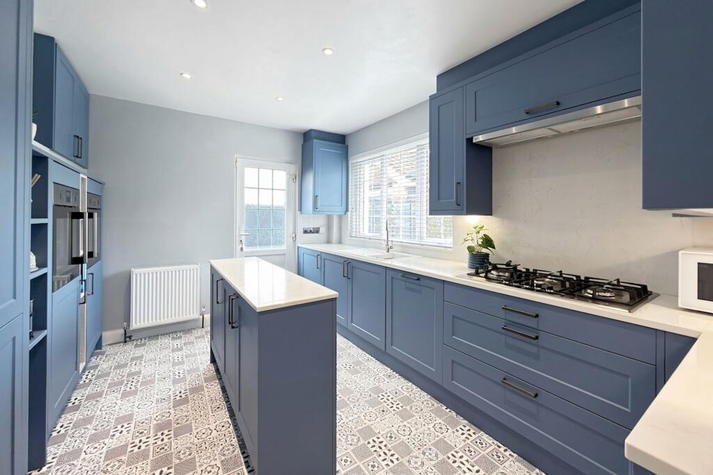 Harsfold Road, Rustington, BN16 photo 3