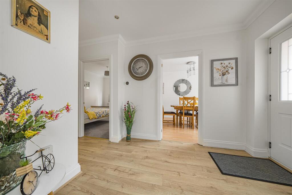 House in St Albans - View 4